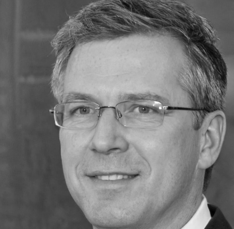 Lektor fixera během živého online workshopu